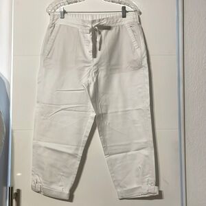 Talbots Women’s White Capri Crop Pants, Drawstring, Front Pull-On Size 10P